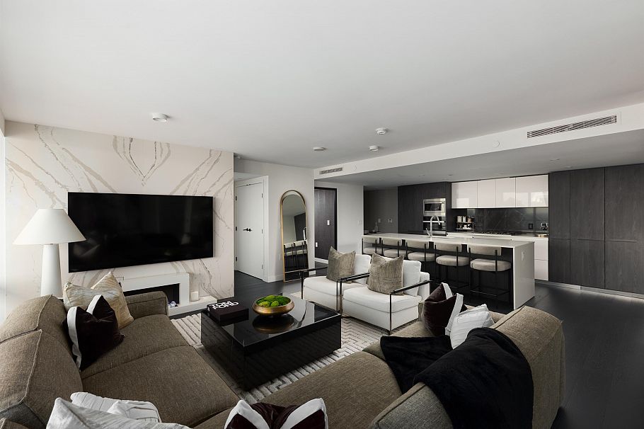 2504 1111 Richards Street Vancouver, BC - 5