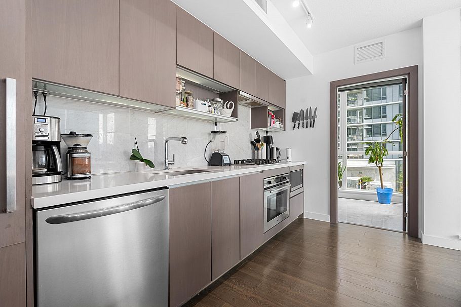 608 68 Smithe Street Vancouver, BC - 6