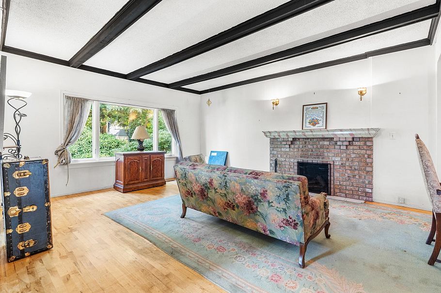 1149 Lily Street Vancouver, BC - 8