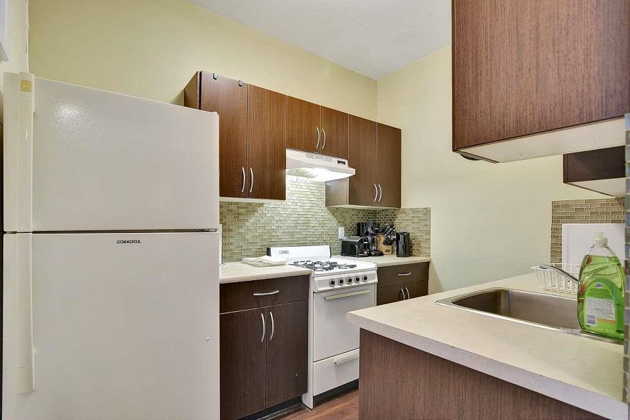 4 935 JERVIS STREET, Vancouver BC V6E 2B5 Vancouver, BC - 7