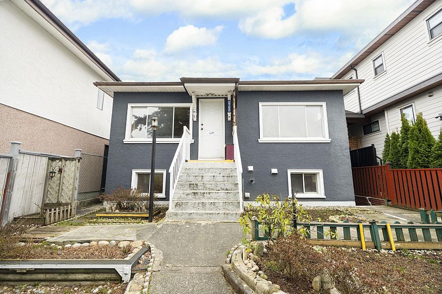 2168 Renfrew Street Vancouver, BC - 1