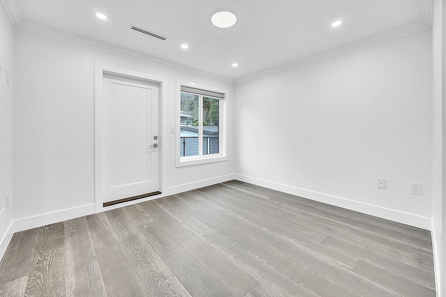 812 Montroyal Boulevard North Vancouver, BC - 20