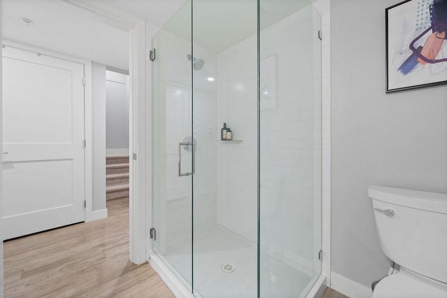 4684 Capilano Road North Vancouver, BC - 31