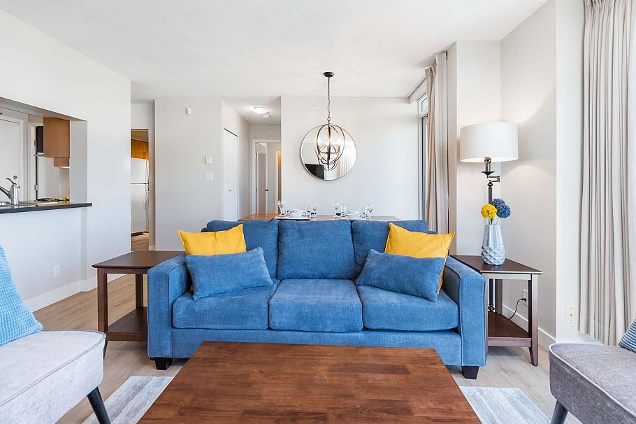 2907 193 Aquarius Mews Vancouver, BC - 9