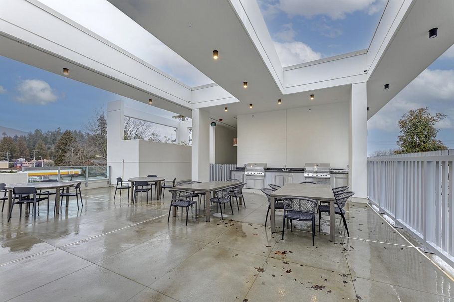 301 1675 Lions Gate Lane North Vancouver, BC - 22