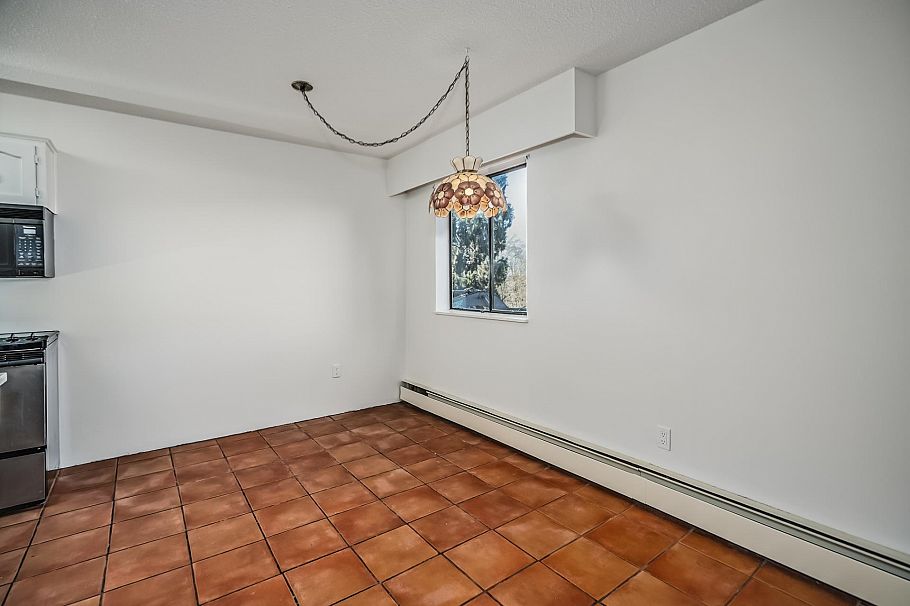 101 341 W 3rd Street North Vancouver, BC - 11