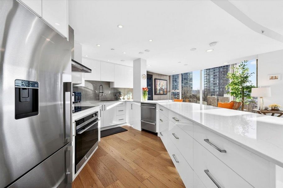 603 1009 Expo Boulevard Vancouver, BC - 12