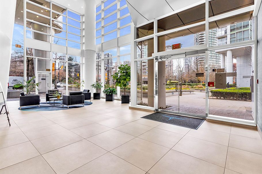 1101 198 Aquarius Mews Vancouver, BC - 28