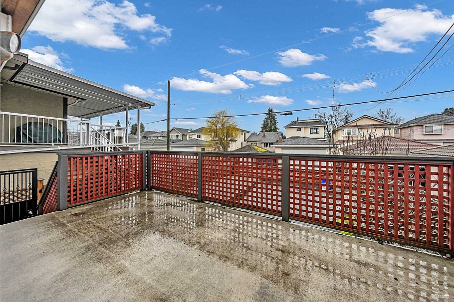 2843 W 22nd Avenue Vancouver, BC - 38