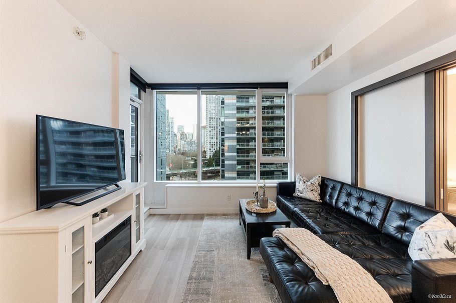 912 68 Smithe Street Vancouver, BC - 12