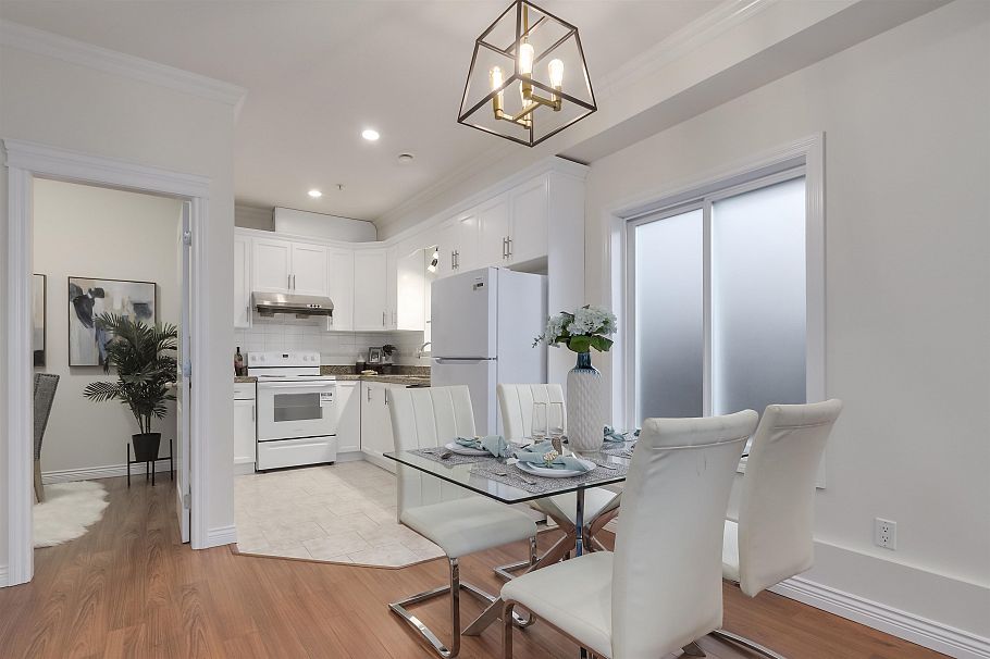 2151 Triumph Street Vancouver, BC - 8