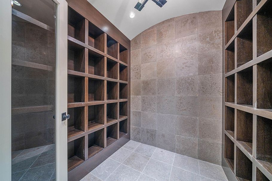 1610 Wesbrook Crescent Vancouver, BC - 27