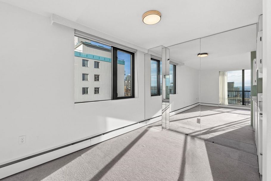 808 1330 Harwood Street Vancouver, BC - 10