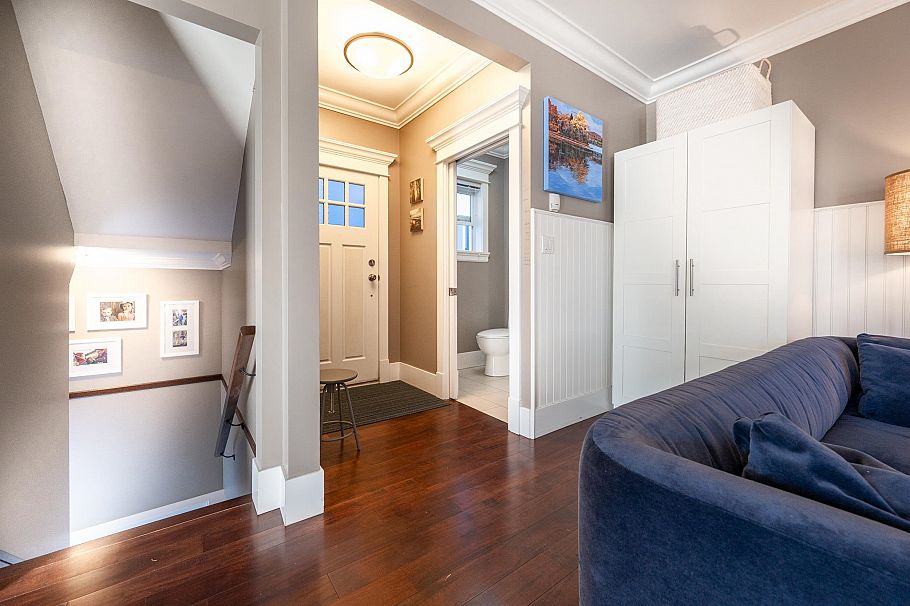 1368 E 13th Avenue Vancouver, BC - 28