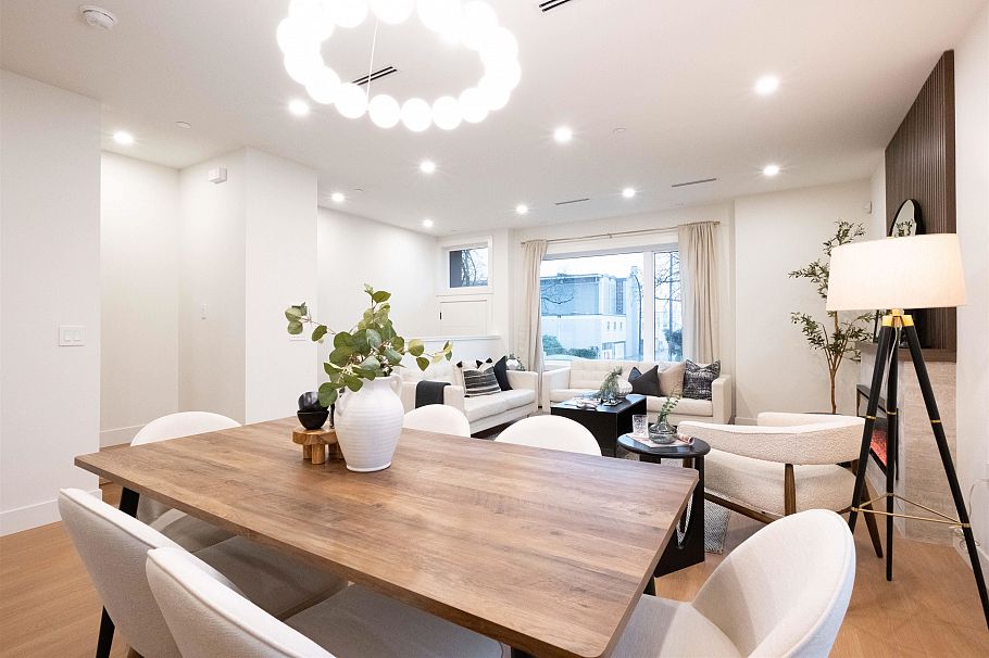 2 2667 E Pender Street Vancouver, BC - 12