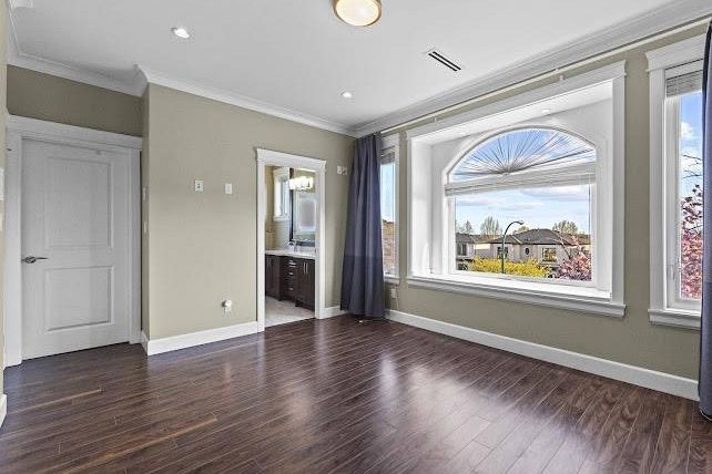 455 E 60th Avenue Vancouver, BC - 15