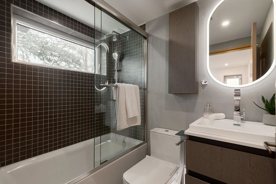 4717 Lanark Street Vancouver, BC - 21