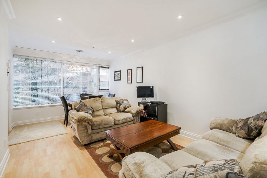 302 1177 Hornby Street Vancouver, BC - 4