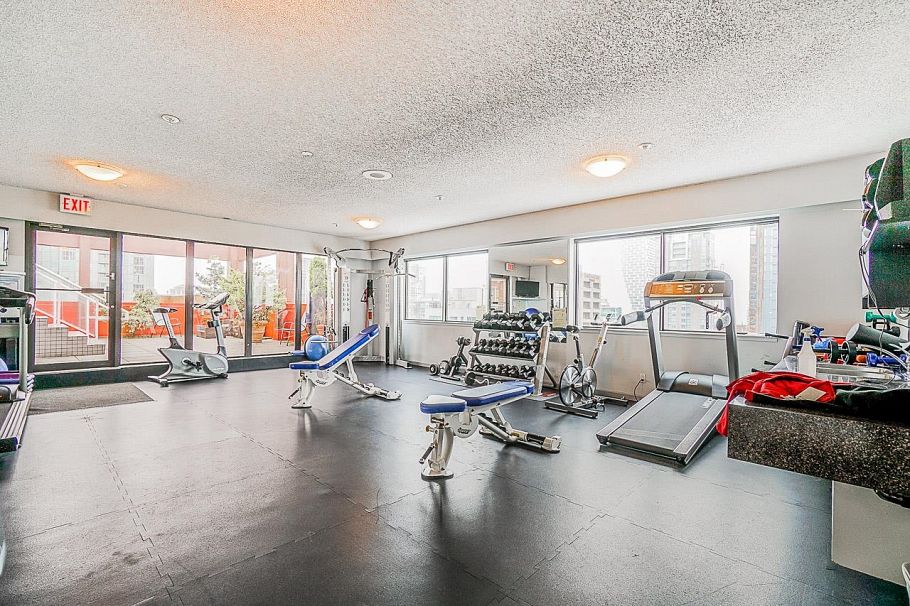 302 1177 Hornby Street Vancouver, BC - 21