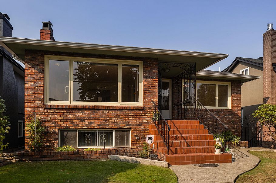 2869 Venables Street Vancouver, BC - 4