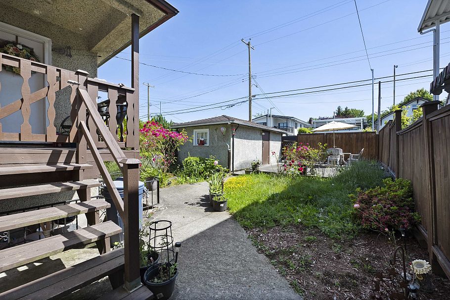 2550 Parker Street Vancouver, BC - 17