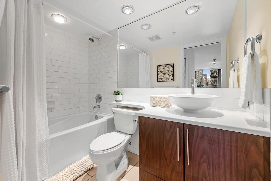 804 1225 Richards Street Vancouver, BC - 17