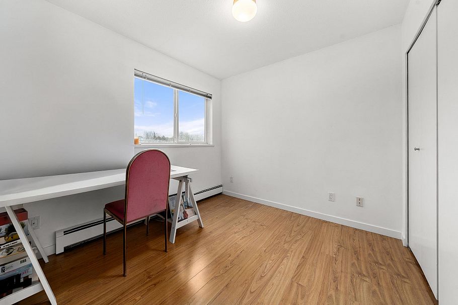 401 33 N Templeton Drive Vancouver, BC - 15