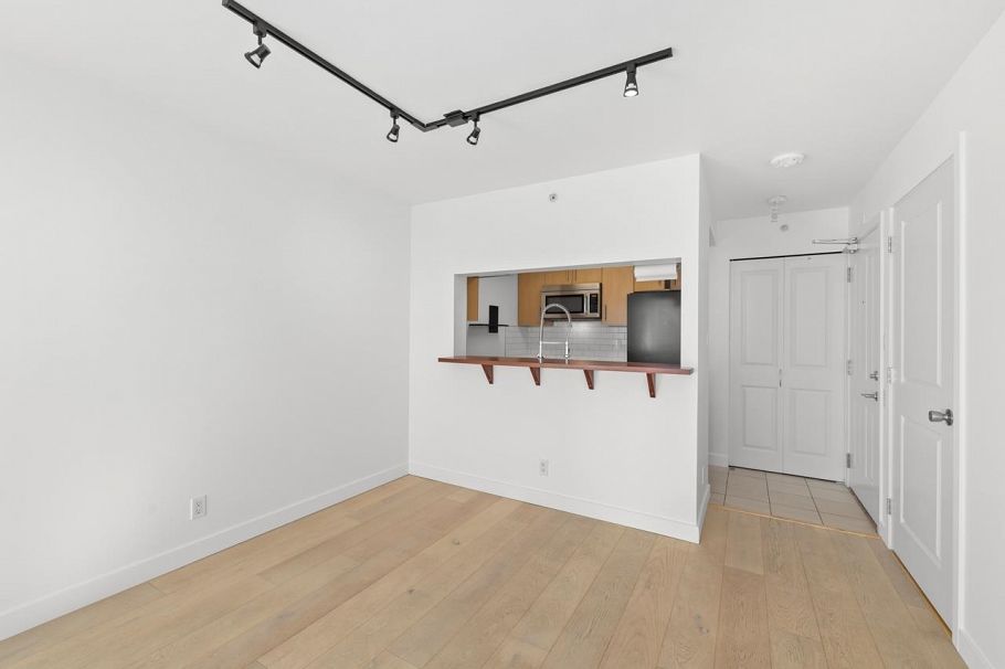 610 3660 Vanness Avenue Vancouver, BC - 6