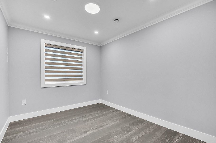 812 Montroyal Boulevard North Vancouver, BC - 24