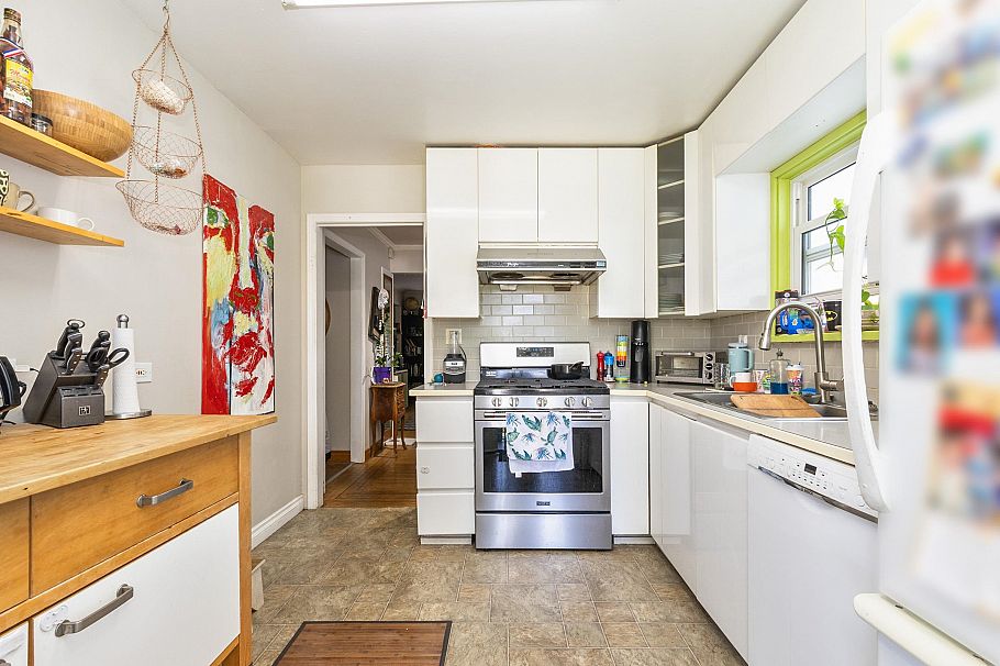 1341 E 29th Avenue Vancouver, BC - 10