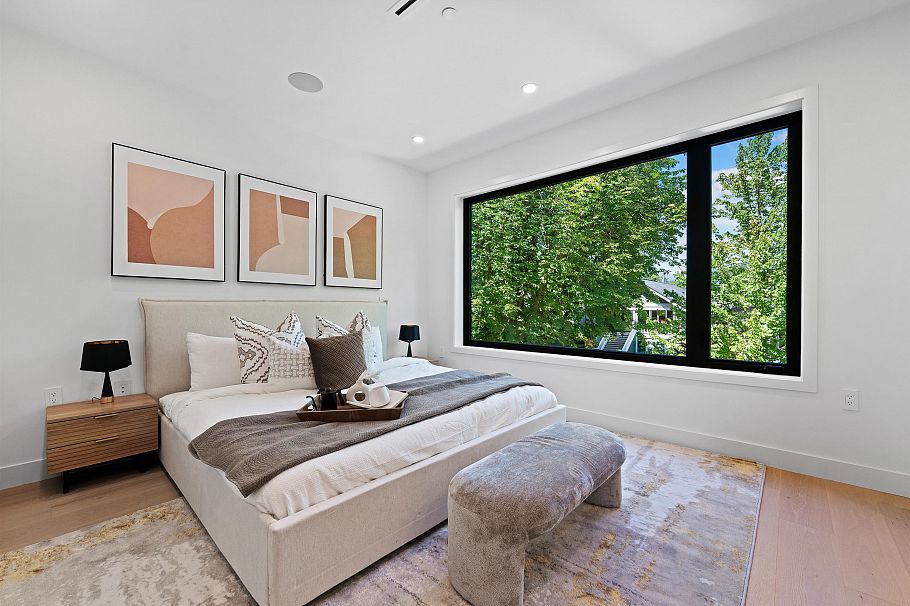 1 2858 W 12th Avenue Vancouver, BC - 16