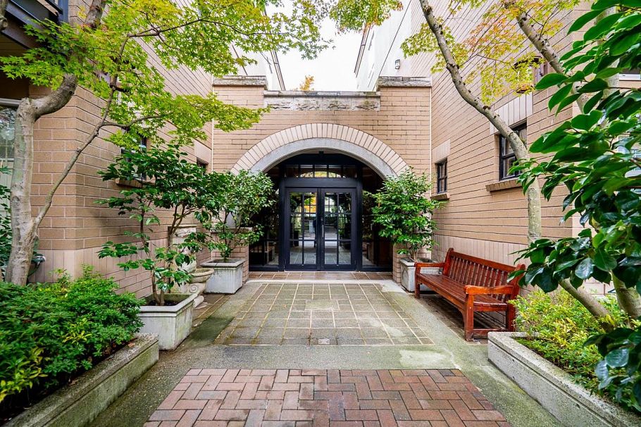 402 2175 Salal Drive Vancouver, BC - 32