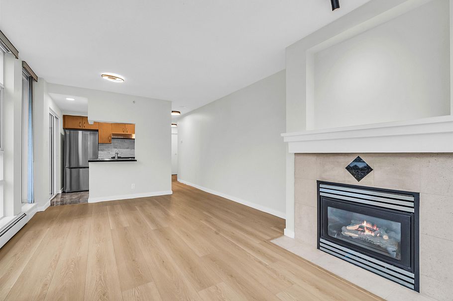 1101 198 Aquarius Mews Vancouver, BC - 17