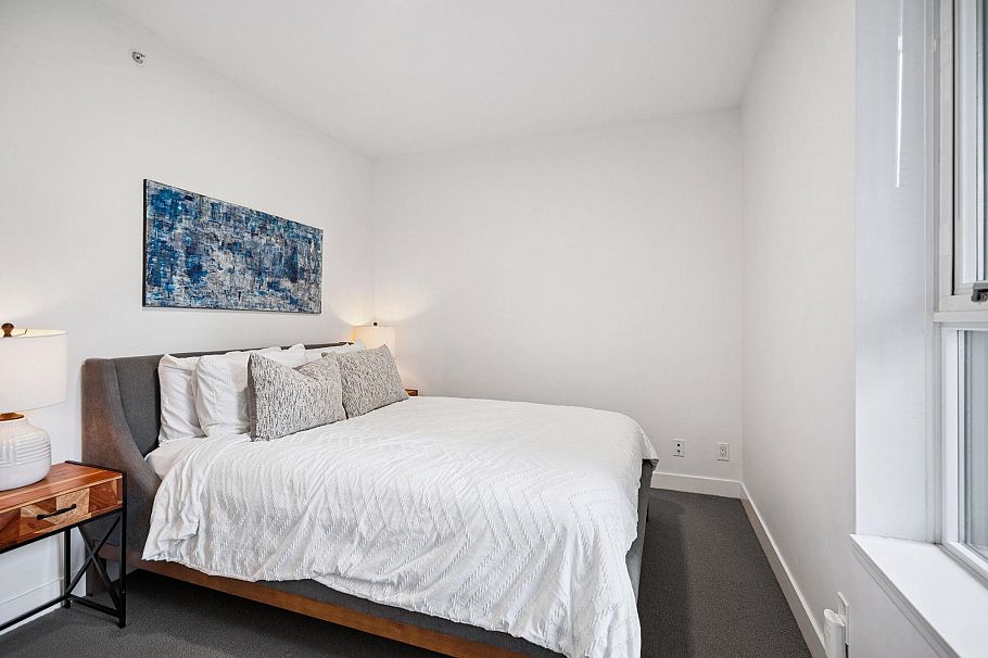 365 250 E 6th Avenue Vancouver, BC - 9