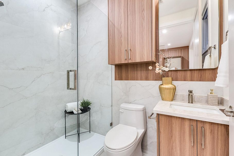 1 2943 E 44th Avenue Vancouver, BC - 22