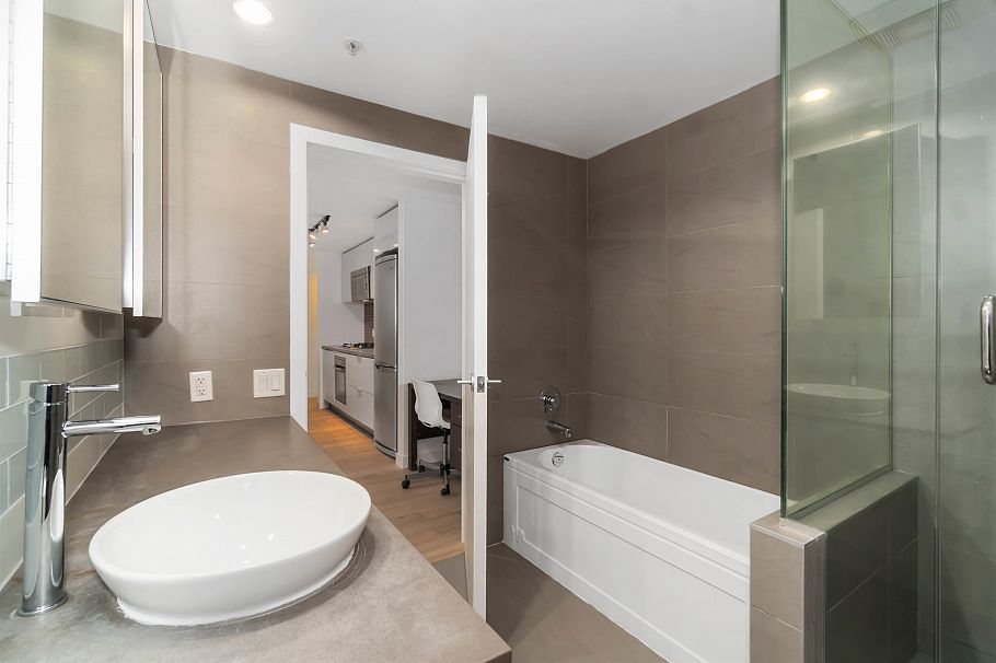 2803 108 W Cordova Street Vancouver, BC - 13