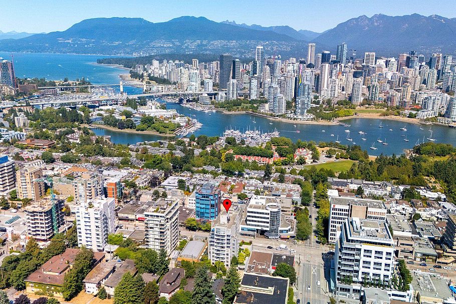 302 1030 W Broadway Street Vancouver, BC - 32