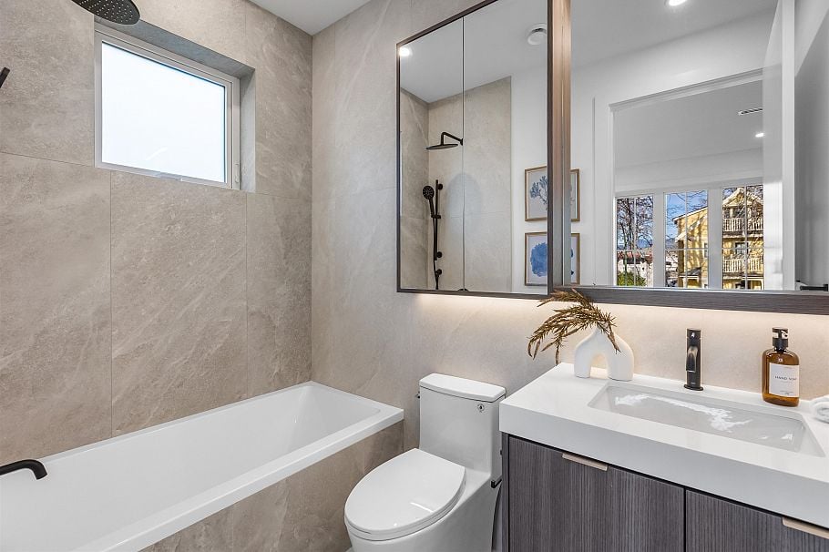 2 546 E 46th Avenue Vancouver, BC - 14