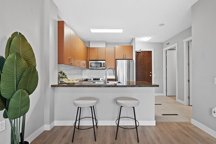 902 4250 Dawson Street Burnaby, BC - 10