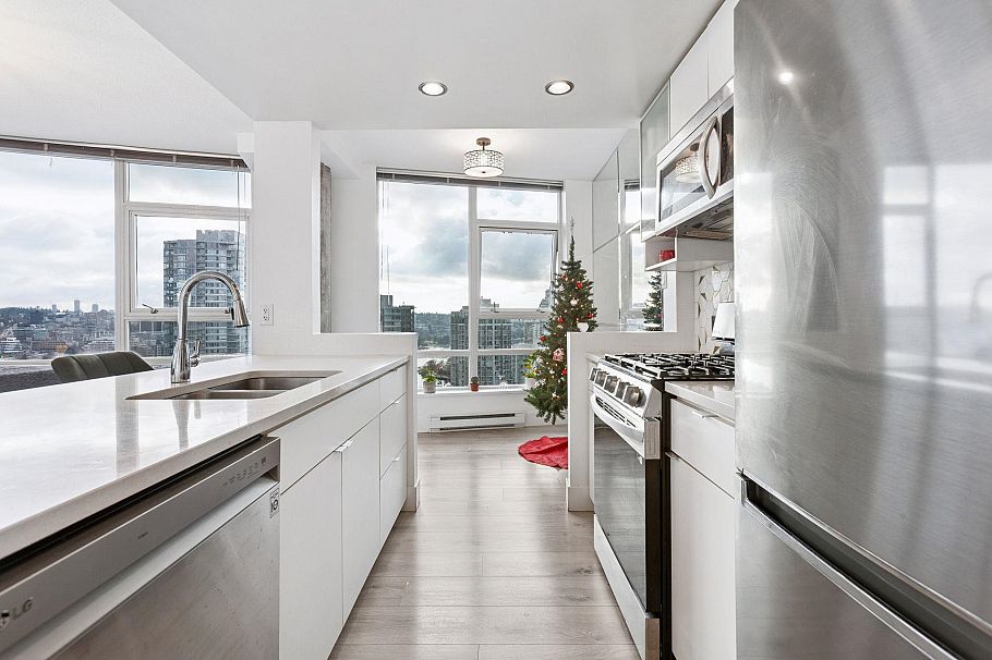 2602 939 Expo Boulevard Vancouver, BC - 4