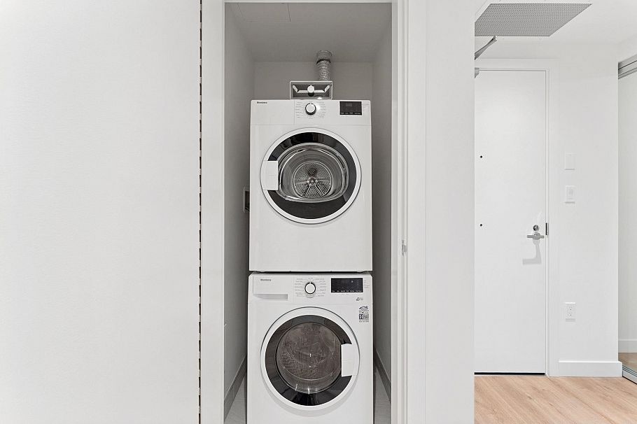 317 755 Harbourside Drive North Vancouver, BC - 22