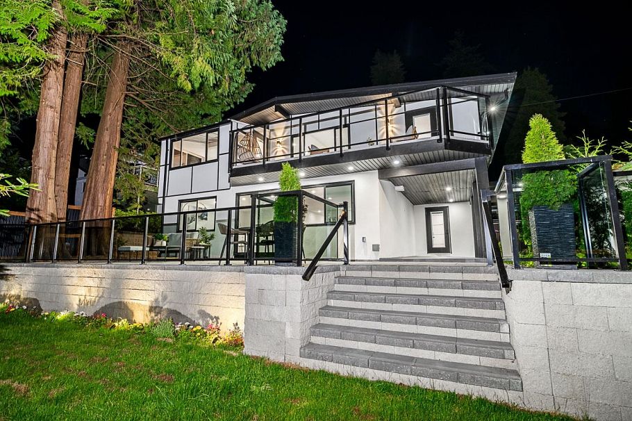 531 Greenway Avenue North Vancouver, BC - 40