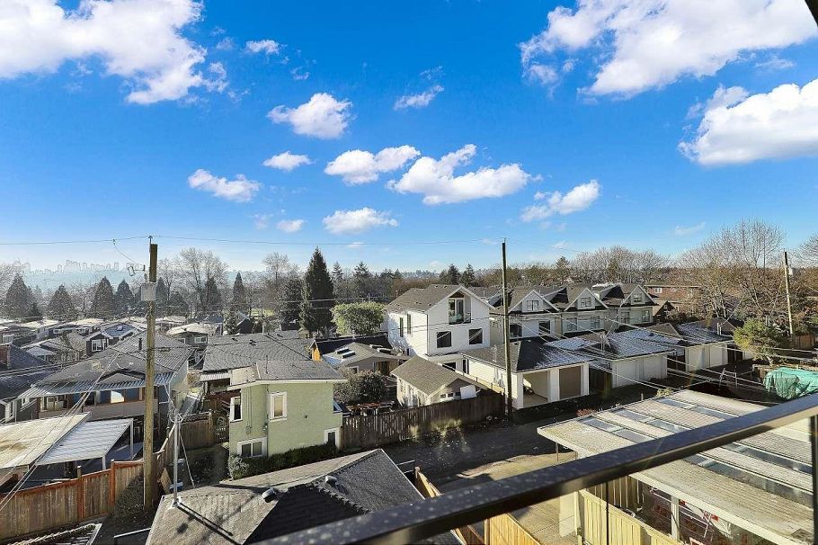 2 3558 Turner Street Vancouver, BC - 6