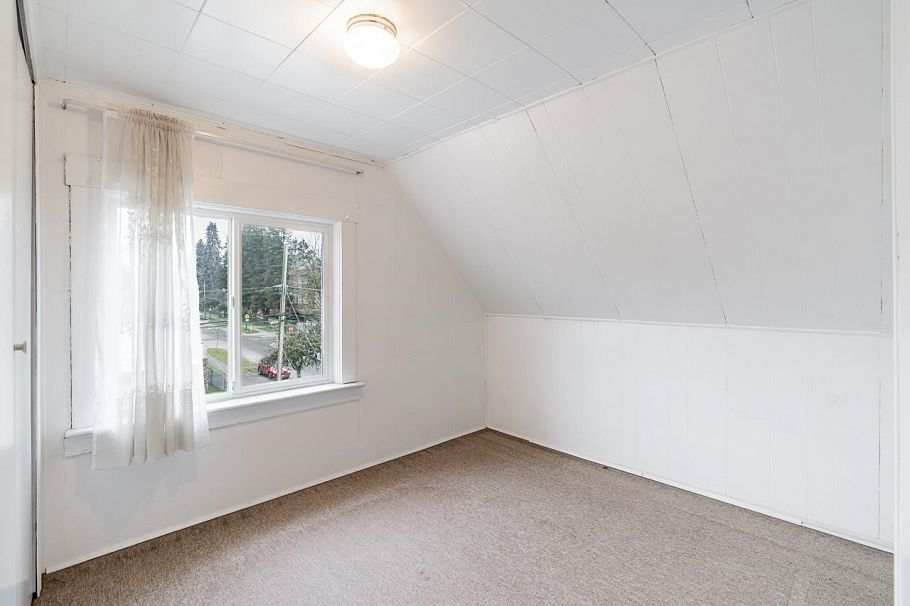 2604 E 19th Avenue Vancouver, BC - 21