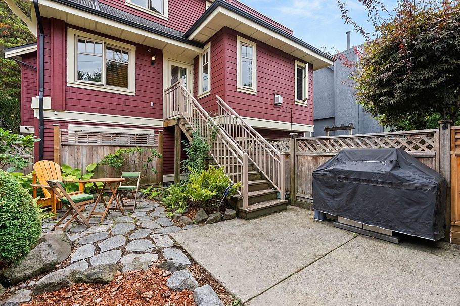 1881 W 13th Avenue Vancouver, BC - 32