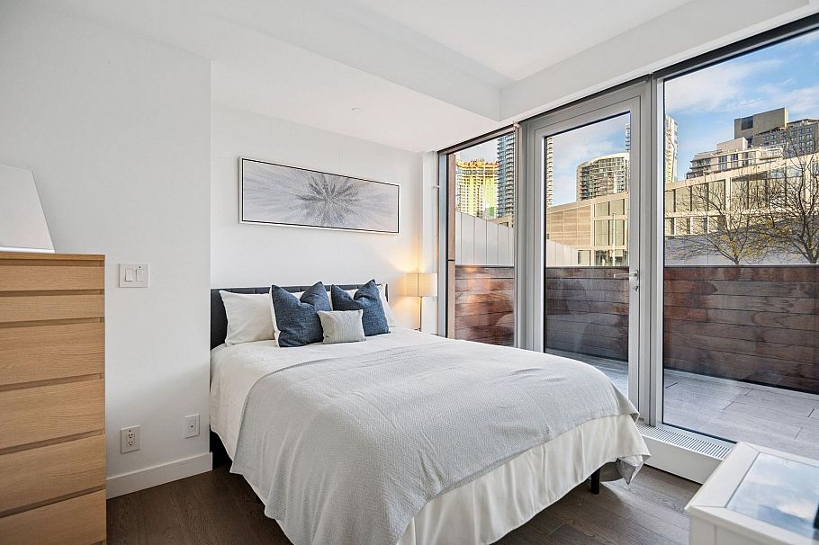 808 1480 Howe Street Vancouver, BC - 5