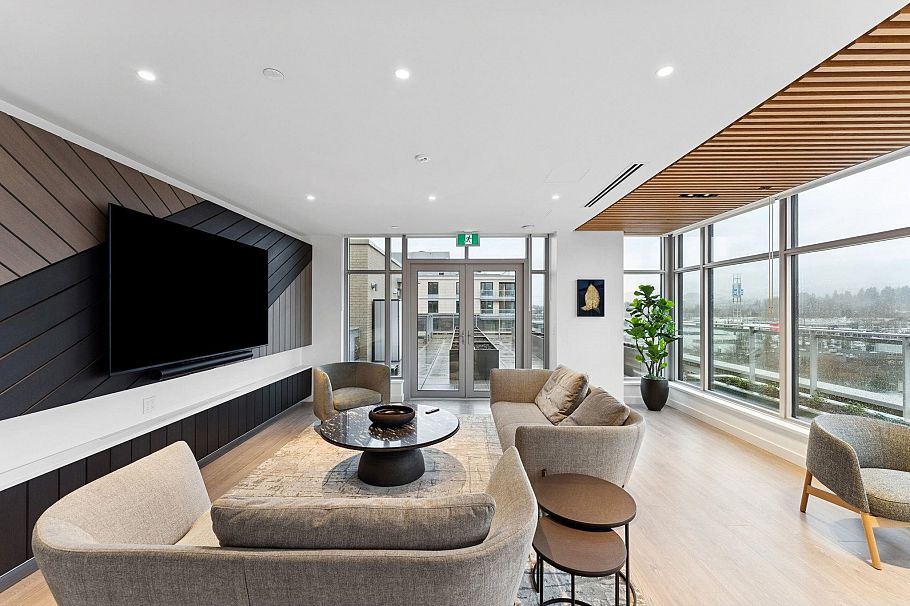 317 755 Harbourside Drive North Vancouver, BC - 35