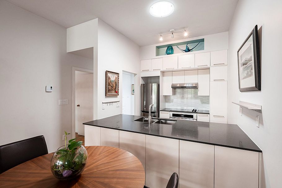 303 700 E Pender Street Vancouver, BC - 13