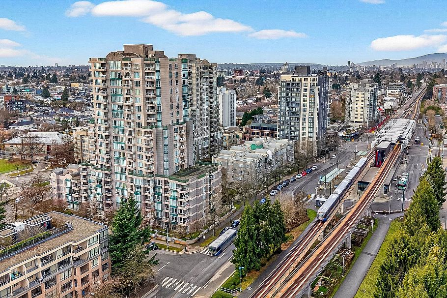 1201 5189 Gaston Street Vancouver, BC - 23