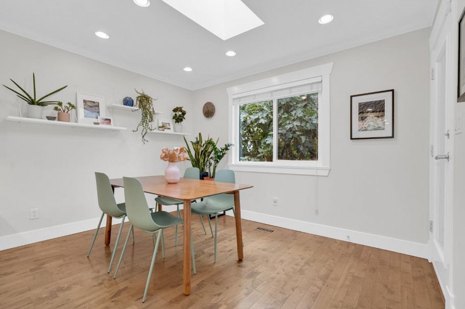 614 E 14th Avenue Vancouver, BC - 11